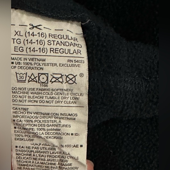 Old Navy: Boys Quarter Zip-Up Long Sleeve Fleece- Size XL - Picture 7 of 7